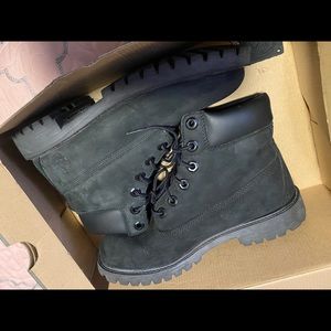 Black Timberlands (6inch)